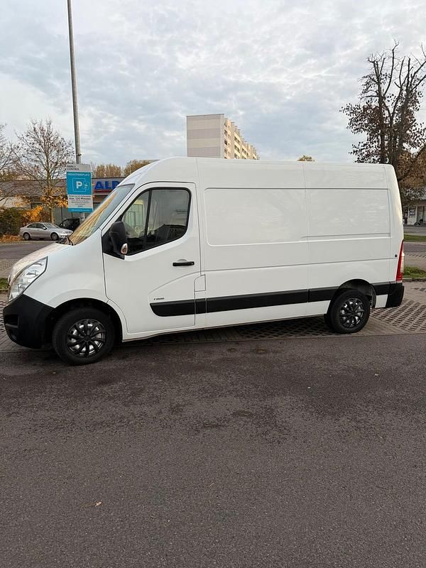Gebraucht Opel Movano 125 PS (91 kW) 2011 Weiß Van / Kleinbus