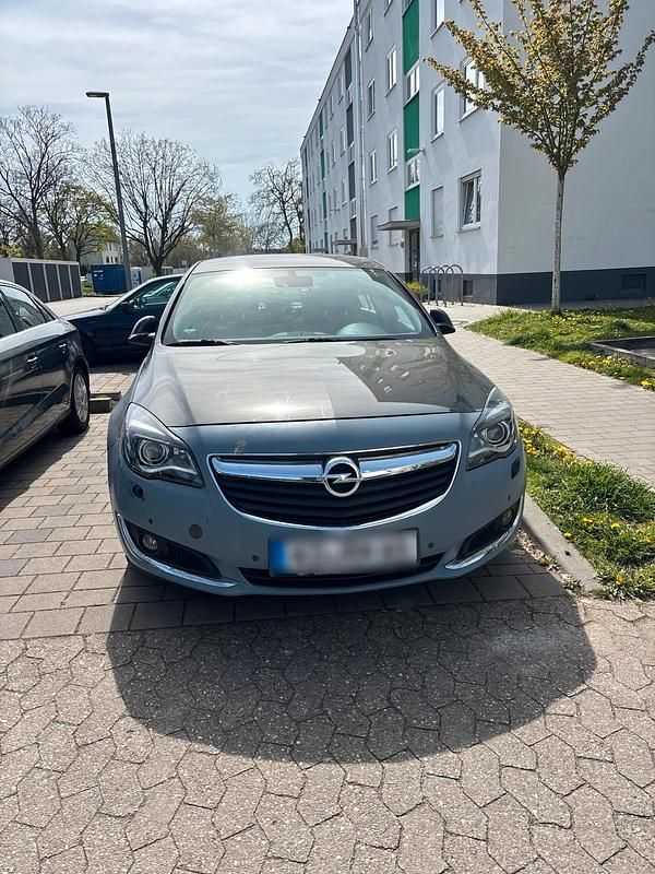 Gebraucht Opel Insignia 163 PS (119 kW) 2015 Grau Limousine
