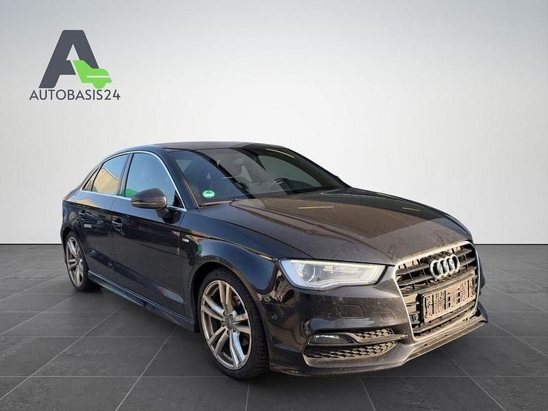 Schwarz Gebraucht 2013 Audi A3 S-Line Limousine | 9.900 € (Guter Preis) - Bild 1/4