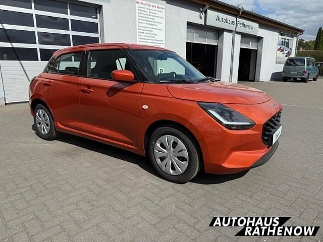 Neu Suzuki Swift Club 83 PS (61 kW) 2025 Orange Kleinwagen