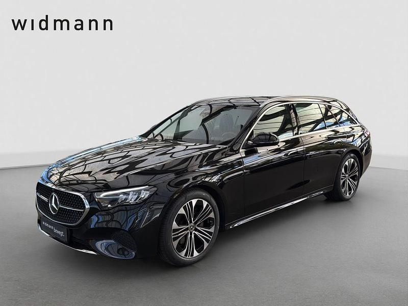 Obsidianschwarz metallic Gebraucht 2024 Mercedes E220 Avantgarde Kombi | 48.850 € (Guter Preis) - Bild 1/4