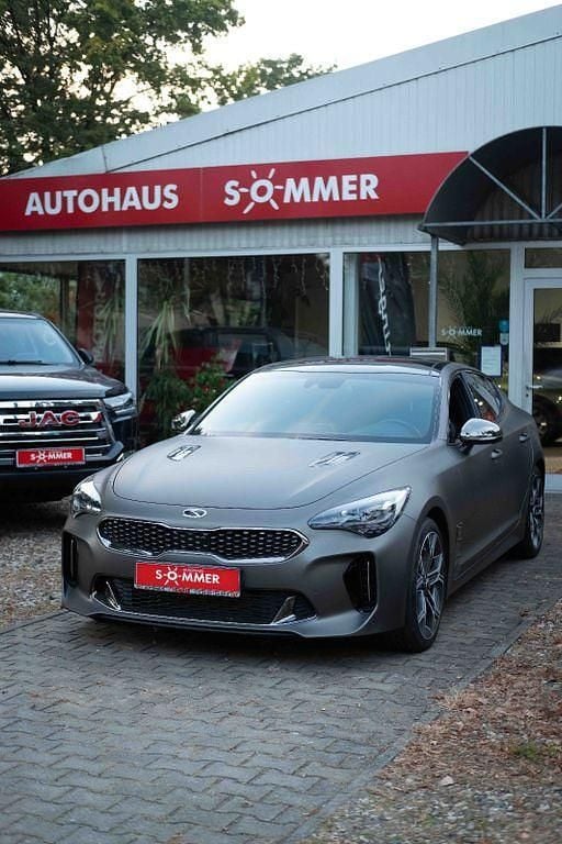 Gebraucht Kia Stinger 370 PS (272 kW) 2017 Rot Kleinwagen