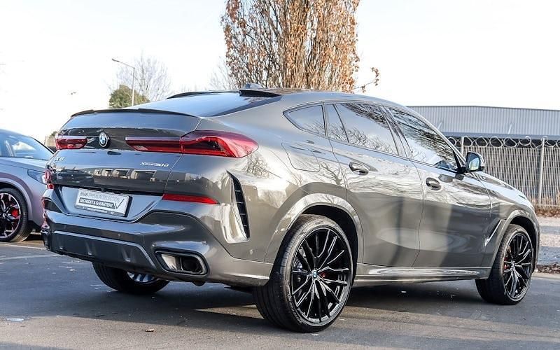 Gebraucht BMW X6 M Sport 298 PS (219 kW) 2024 Grau SUV
