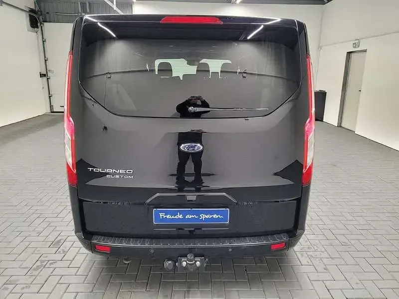 Gebraucht Ford Tourneo Custom Titanium X 185 PS (136 kW) 2020 Schwarz Van