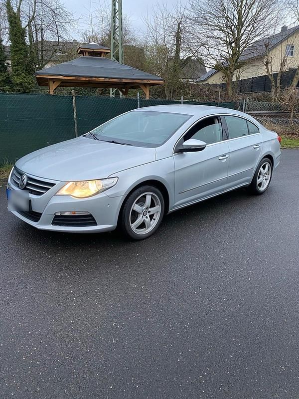Gebraucht VW Passat 160 PS (117 kW) 2009 Silber Coupé
