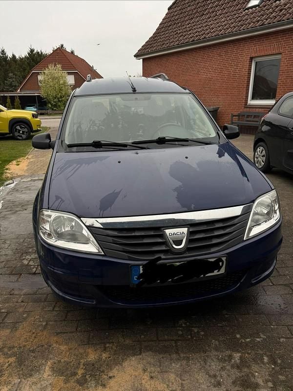 Second-hand Dacia Logan 75 CP (55 kW) 2009 Albastru Berlinǎ