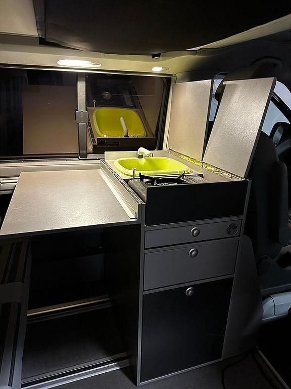 Gebraucht VW California Beach 140 PS (102 kW) 2012 Schwarz Van