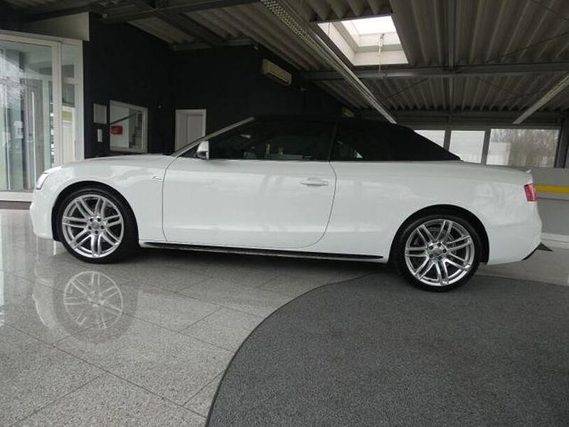 Gebraucht Audi Cabriolet Sport 103 PS (75 kW) 2016 Andere Cabrio