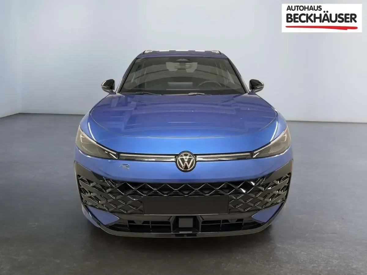 Neu VW T-Roc R-line 150 PS (110 kW) 2026 7x  celestial blue met. SUV