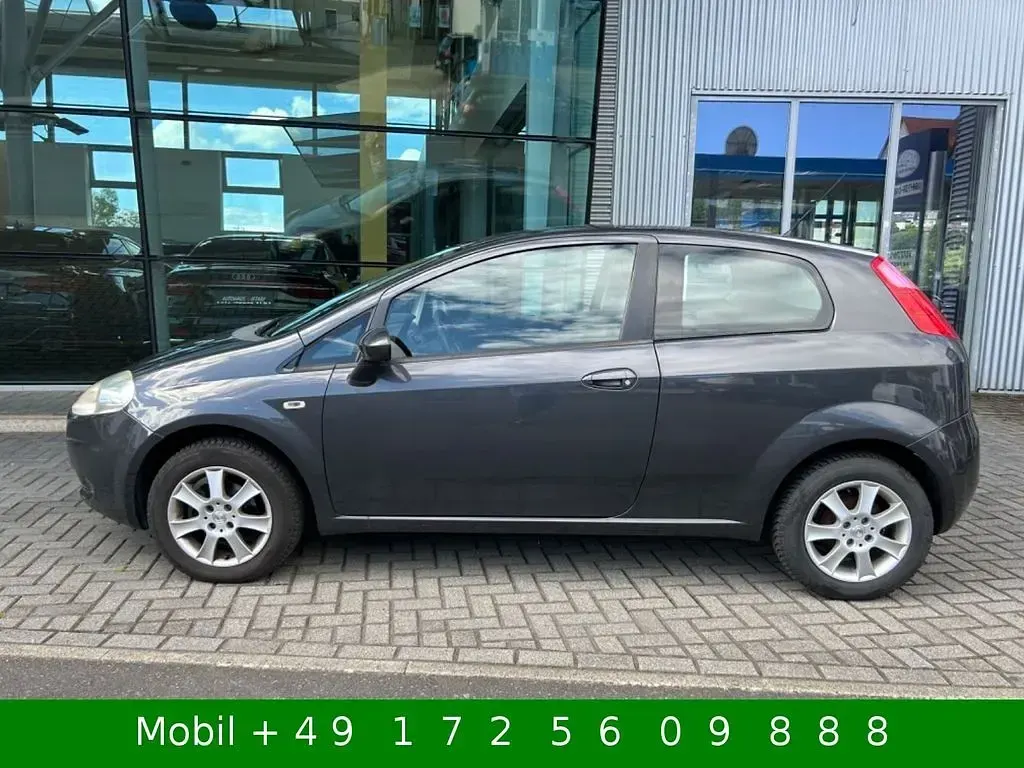 Gebraucht Fiat Grande Punto Dynamic 77 PS (56 kW) 2009 Grau Kleinwagen