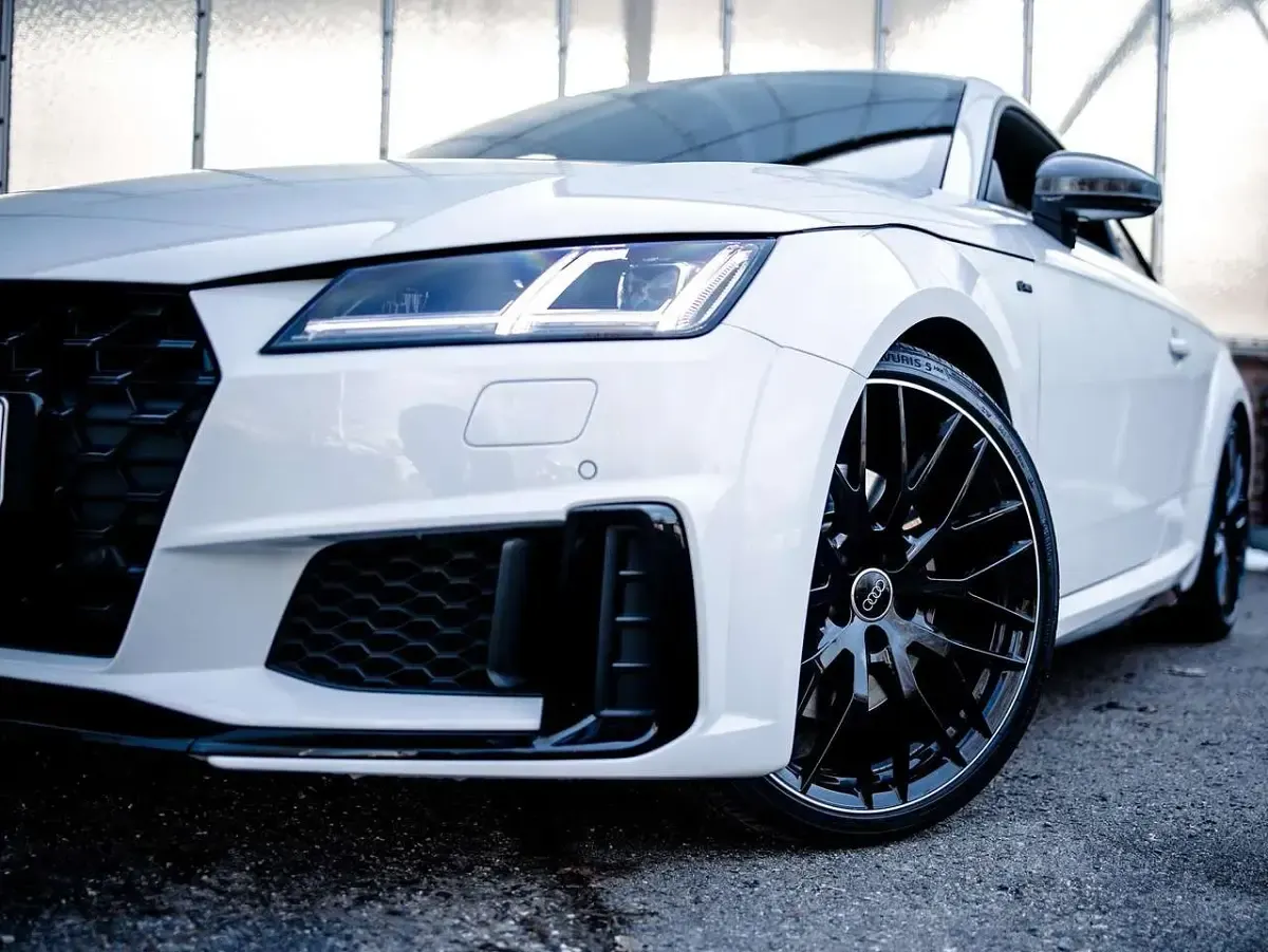 Gebraucht Audi TT Competition 245 PS (180 kW) 2019 Weiß Coupé