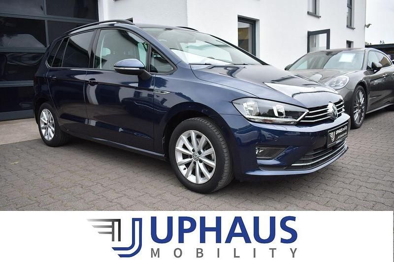 Blau Gebraucht 2015 VW Golf Sportsvan LOUNGE Van / Kleinbus | 11.880 € (Fairer Preis) - Bild 1/4
