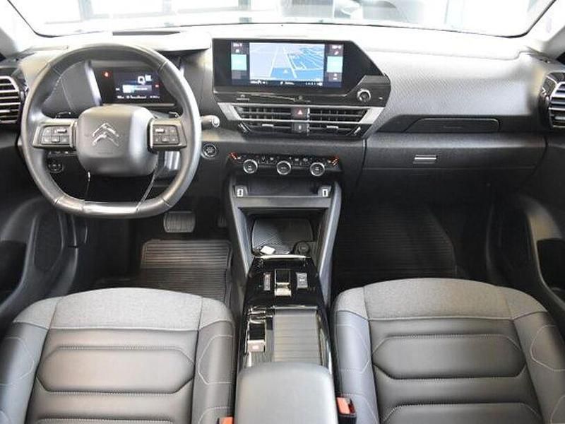 Gebraucht Citroën C4 Shine 131 PS (96 kW) 2021 Rot Limousine