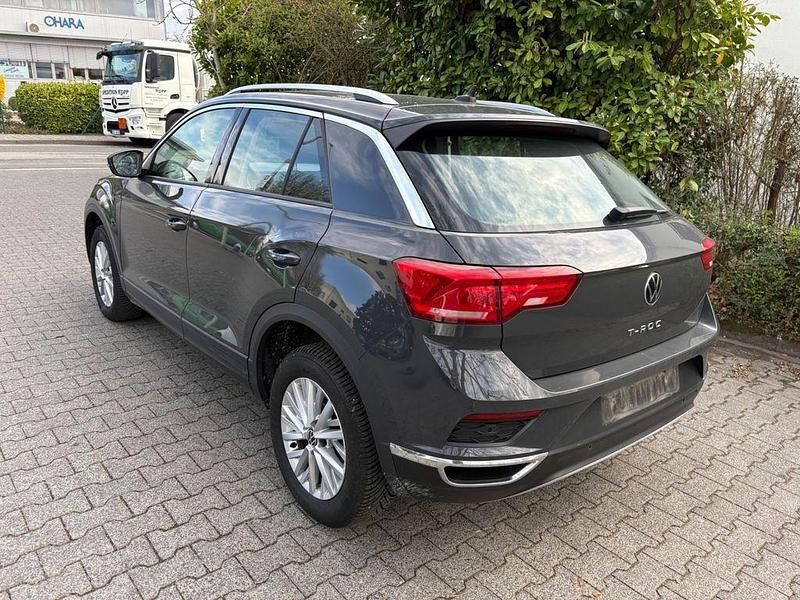 Gebraucht VW T-Roc 150 PS (110 kW) 2021 Schwarz SUV