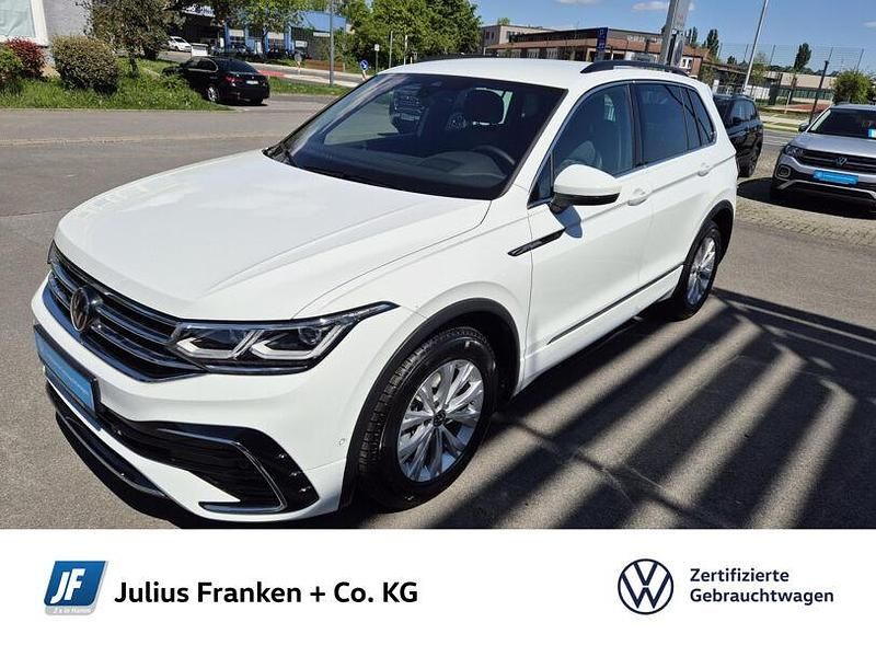 Pure white Gebraucht 2024 VW Tiguan R-line SUV | 42.495 € (Fairer Preis) - Bild 1/2