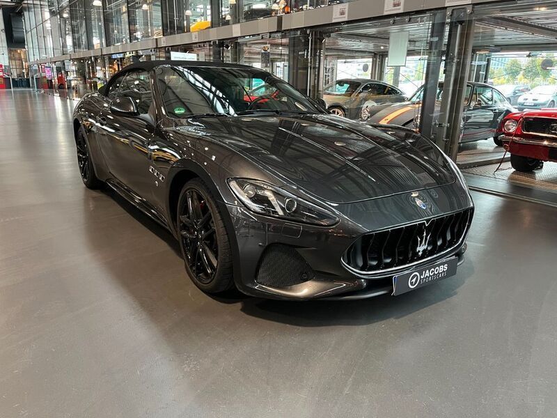Grau Gebraucht 2019 Maserati GranCabrio Cabrio | 109.000 € (Fairer Preis) - Bild 1/4