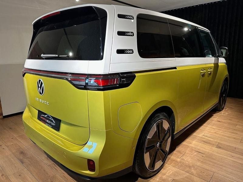 Gebraucht VW ID. Buzz Pro 150 kW (204 PS) 2023 Gelb Van / Kleinbus