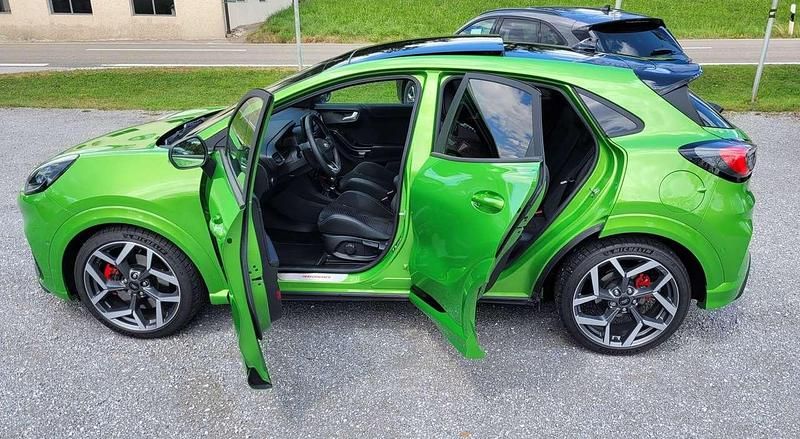 Gebraucht Ford Puma Performance Edition 200 PS (147 kW) 2022 Furiousgrünmet. SUV