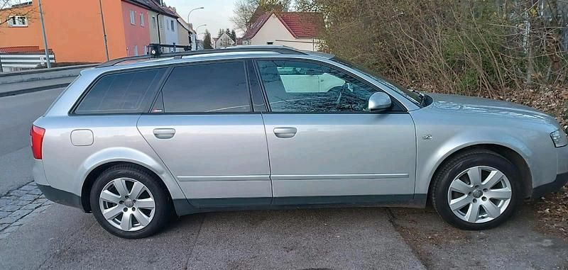 Gebraucht Audi A4 131 PS (96 kW) 2002 Silber Kombi