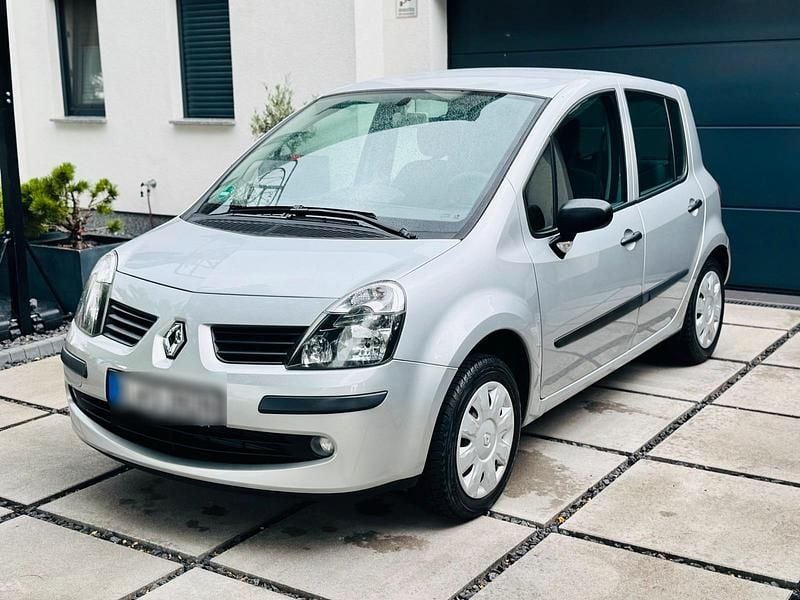 Silber Gebraucht 2006 Renault Modus Van / Kleinbus | 5.900 € - Bild 1/4