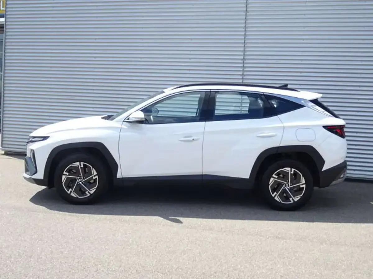 Gebraucht Hyundai Tucson Select 150 PS (110 kW) 2026 Atlas white uni SUV