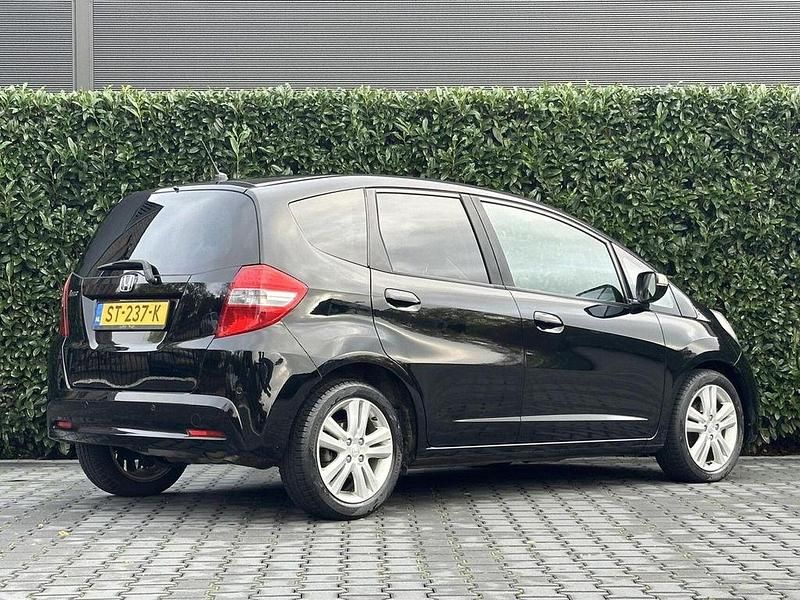 Gebraucht Honda Jazz Comfort Plus 99 PS (72 kW) 2014 Schwarz Kleinwagen