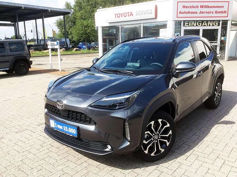 Marlingrau metallic Neu 2025 Toyota Yaris Hybrid SUV | 28.950 € (Guter Preis) - Bild 1/4