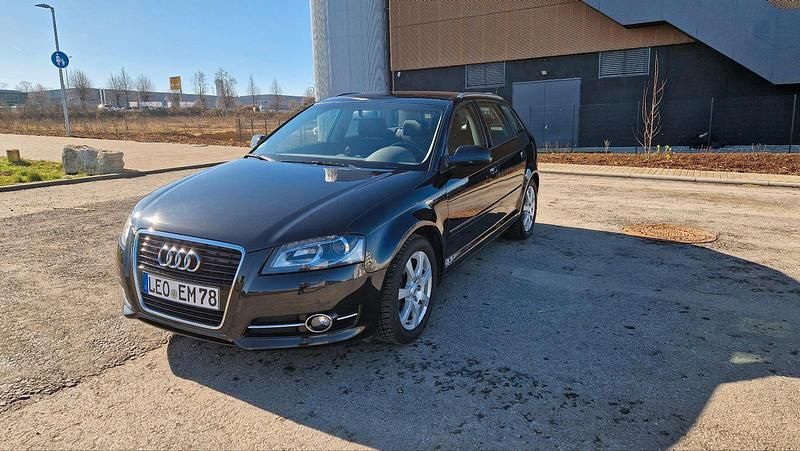 Gebraucht Audi A3 Ambition 125 PS (91 kW) 2011 Schwarz Kleinwagen