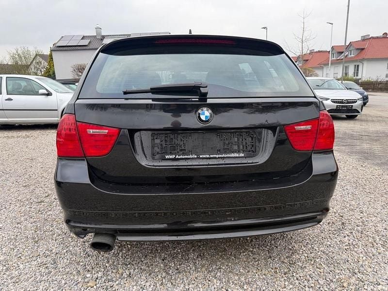 Second-hand BMW 320 Efficient Dynamics 163 CP (119 kW) 2012 Negru Berlinǎ