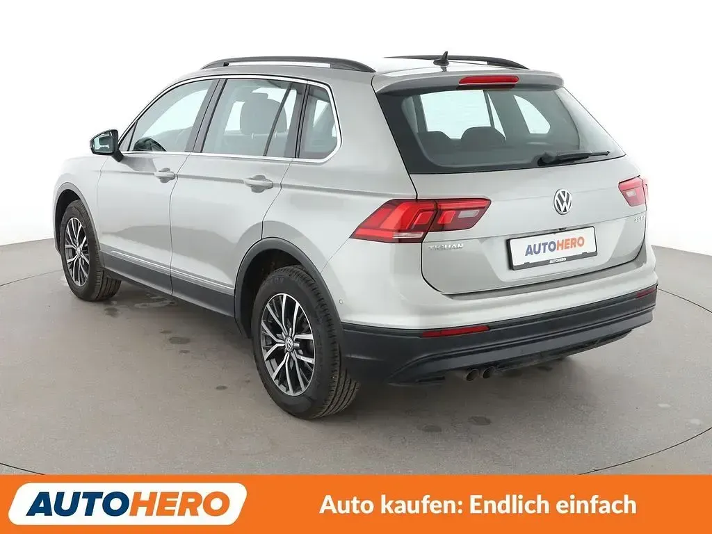 Gebraucht VW Tiguan Comfortline 150 PS (110 kW) 2016 Grau SUV