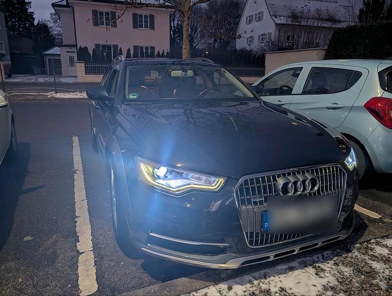 Blau Gebraucht 2013 Audi A6 Allroad Kombi | 14.300 € (Guter Preis) - Bild 1/4