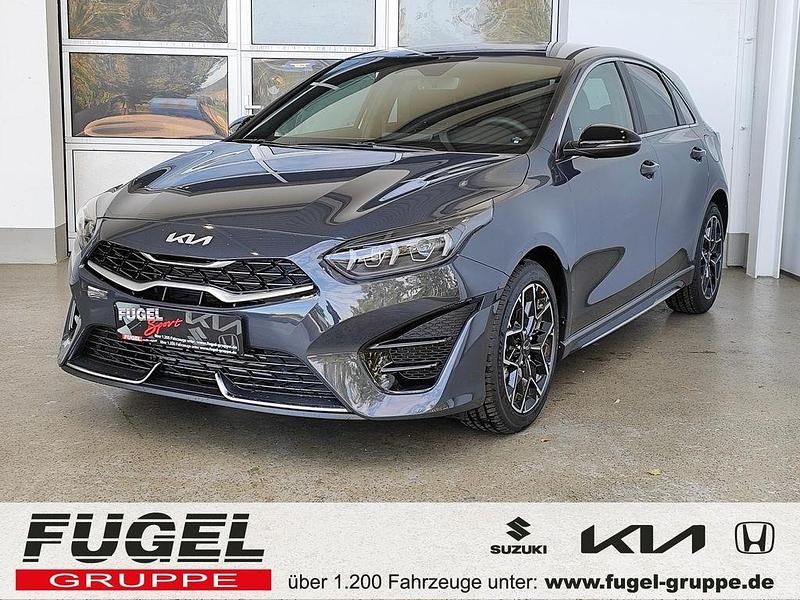 Dark penta metal Neu 2025 Kia Ceed GT GT-Line Limousine | 26.499 € - Bild 1/4