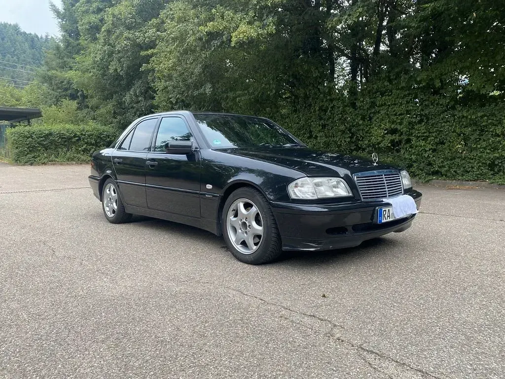 Gebraucht Mercedes C280 197 PS (144 kW) 1998 Schwarz Limousine