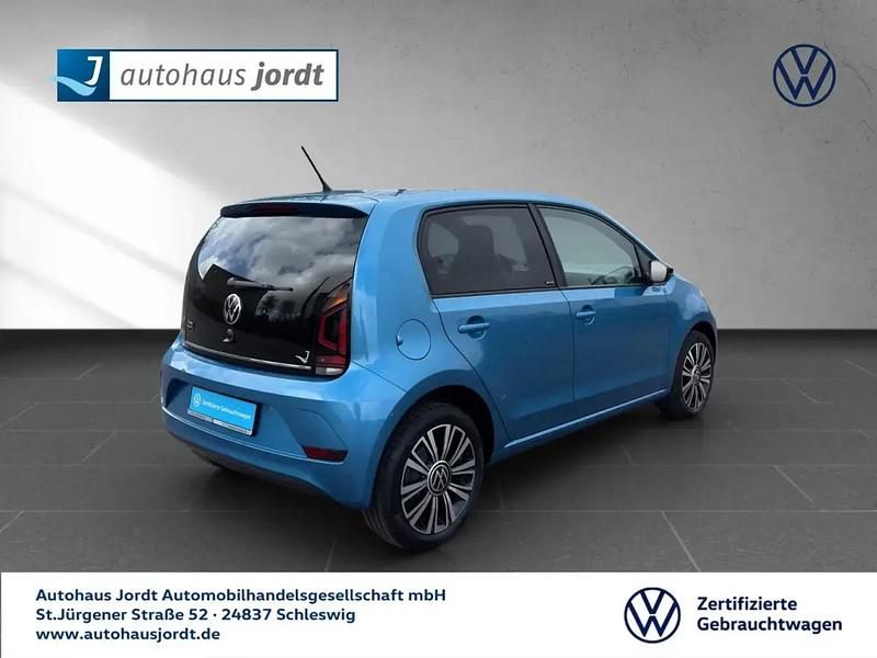 Second-hand VW up! Active 65 CP (47 kW) 2021 Albastru Hatchback