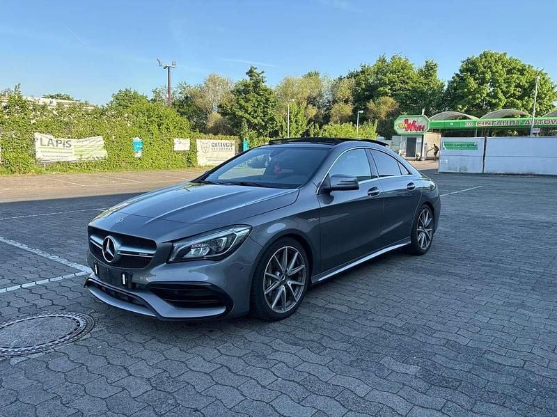 Mountaingrau met. Gebraucht 2017 Mercedes CLA45 AMG AMG Limousine | 24.999 € (Guter Preis) - Bild 1/4