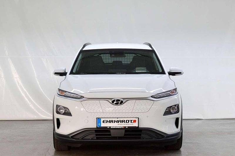 Gebraucht Hyundai Kona Premium 100 kW (136 PS) 2020 Weiß SUV