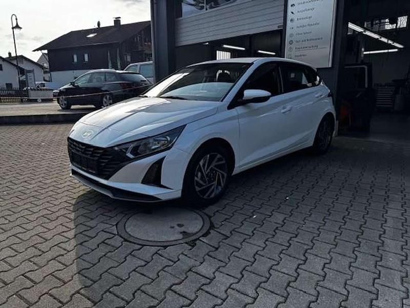 Neu Hyundai i20 79 PS (58 kW) 2025 Weiß Kleinwagen