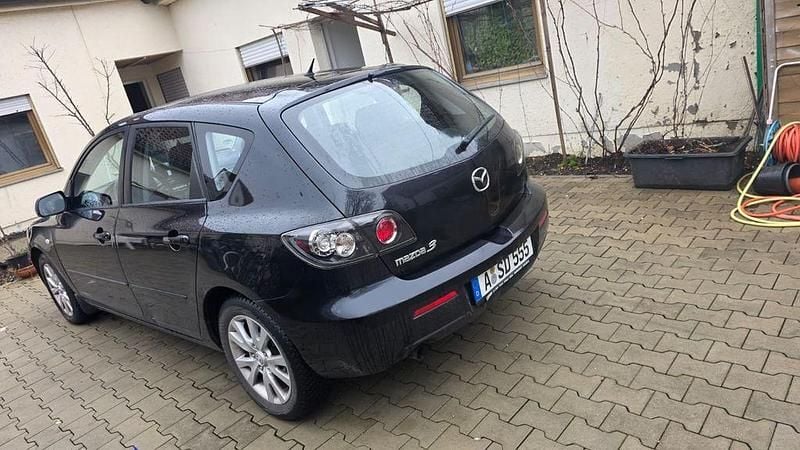 Second-hand Mazda 3 Active Plus 105 CP (77 kW) 2007 Negru Berlinǎ