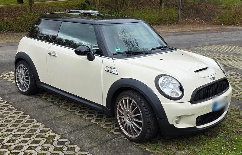 Usata Mini Cooper S 174 CV (127 kW) 2008 Bianco Utilitaria