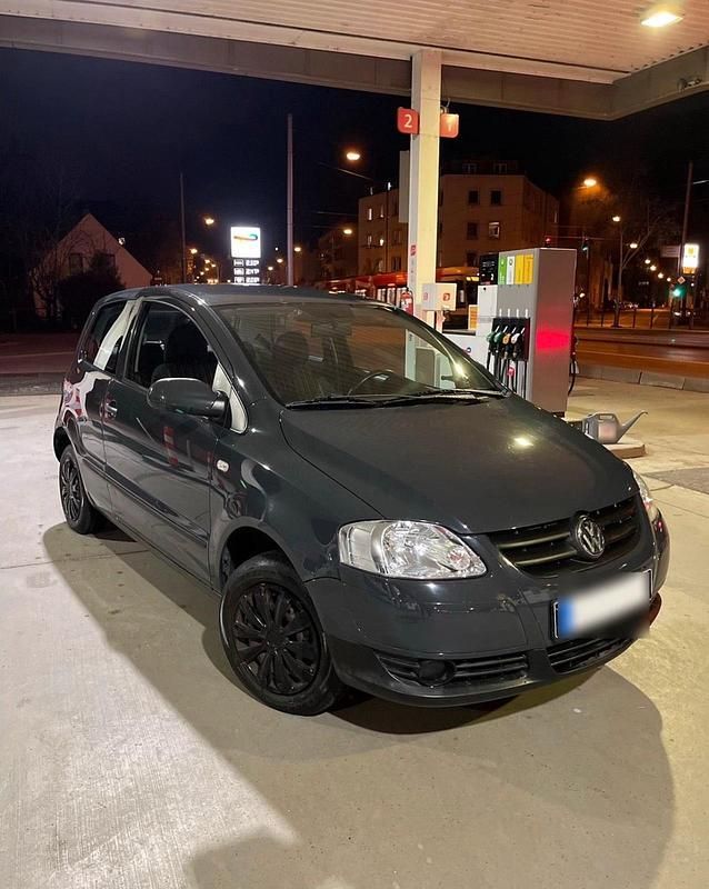 Gebraucht VW Fox 52 PS (38 kW) 2007 Grau Kleinwagen