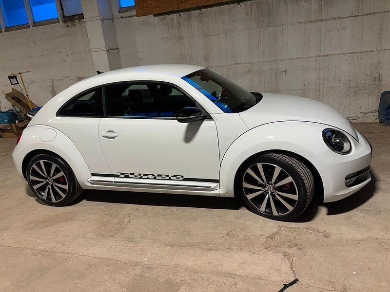 Weiß Gebraucht 2011 VW Beetle Sport Limousine | 14.890 € (Fairer Preis) - Bild 1/4