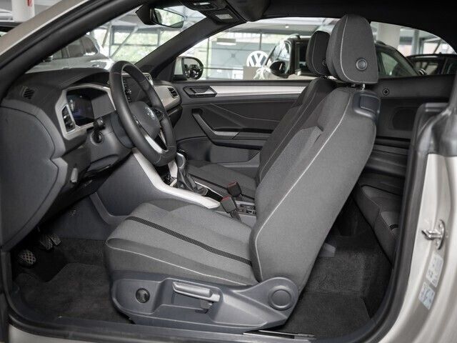 Gebraucht VW T-Roc Cabriolet Style 150 PS (110 kW) 2024 Ivory silver metallic Cabrio