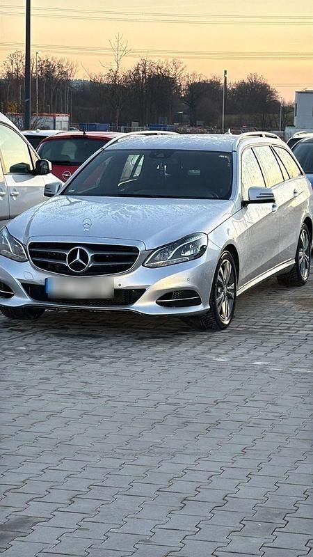 Gebraucht Mercedes E300 Avantgarde 231 PS (169 kW) 2013 Silber Kombi