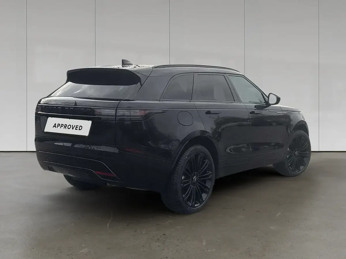 Second-hand Land Rover Range Rover Velar SE Dynamic 304 CP (223 kW) 2025 Negru SUV