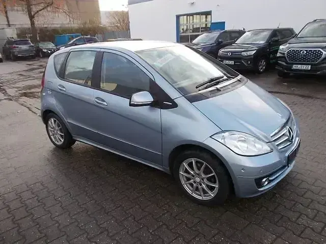 Gebraucht Mercedes A150 Elegance 95 PS (69 kW) 2008 Blau Limousine