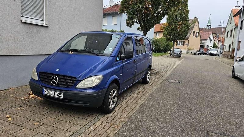 Gebraucht 2005 Mercedes Vito Van / Kleinbus | 4.000 € (Teuer) - Bild 1/4