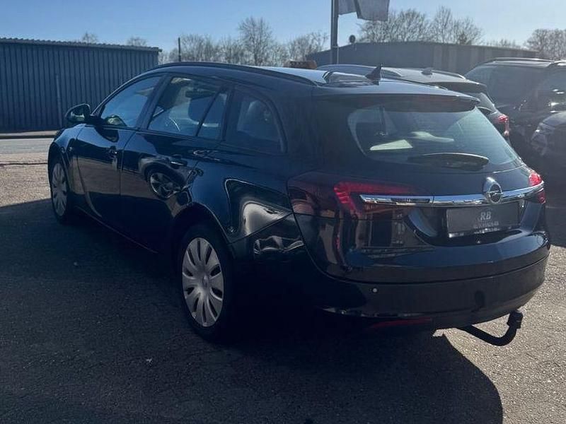 Gebraucht Opel Insignia Selection 131 PS (96 kW) 2015 Schwarz Kombi