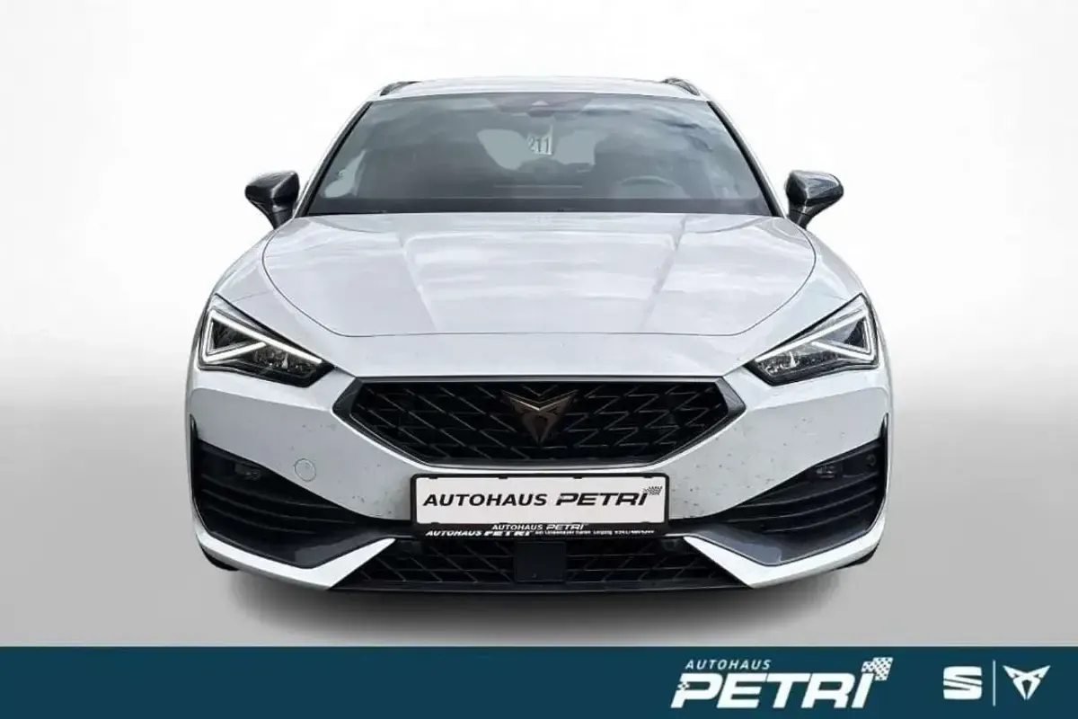 Gebraucht Cupra Leon VZ 245 PS (180 kW) 2024 Weiß Limousine