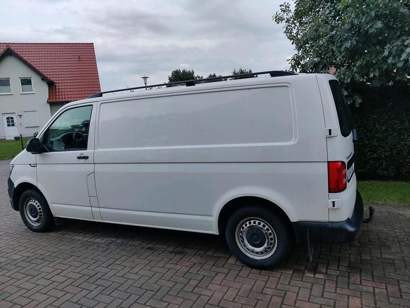 Gebraucht VW T6 102 PS (75 kW) 2016 Weiß Van