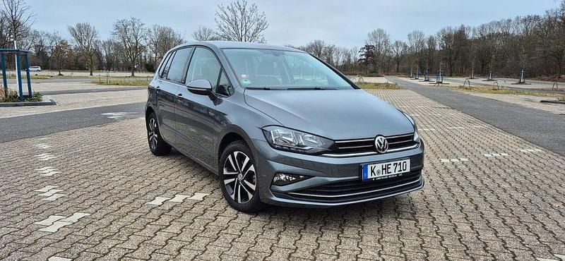 Gebraucht VW Golf Comfortline 116 PS (85 kW) 2020 Grau Van / Kleinbus